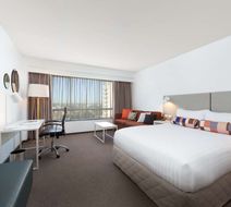 Rydges Parramatta Room