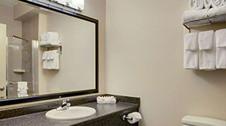 <b>Kindersley Inn Room</b>. Images powered by <a href="https://iceportal.shijigroup.com/" title="IcePortal" target="_blank">IcePortal</a>.