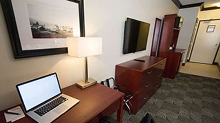 Kindersley Inn Room