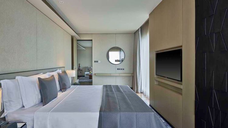 The Den, Bengaluru Suite