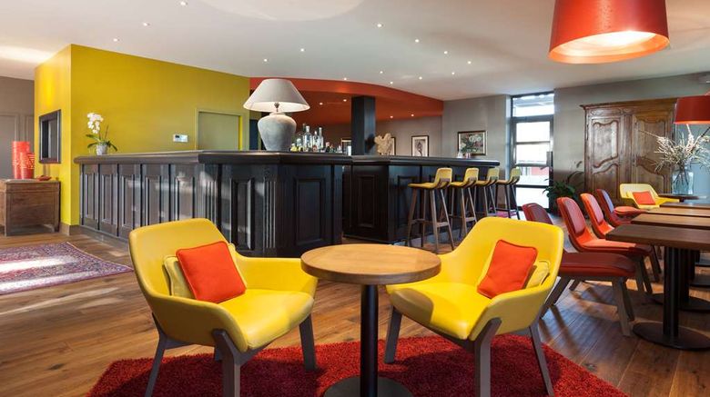 <b>Hotel Le Panorama Lobby</b>. Images powered by <a href="https://iceportal.shijigroup.com/" title="IcePortal" target="_blank">IcePortal</a>.