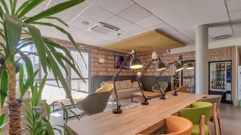 <b>B&B Hotel Saint Jean de Luz Restaurant</b>. Images powered by <a href="https://iceportal.shijigroup.com/" title="IcePortal" target="_blank">IcePortal</a>.