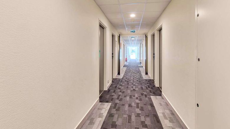 <b>B&B Hotel Saint Jean de Luz Lobby</b>. Images powered by <a href="https://iceportal.shijigroup.com/" title="IcePortal" target="_blank">IcePortal</a>.