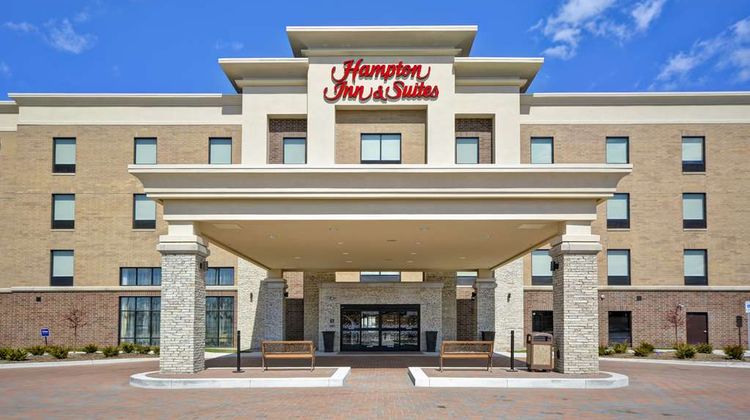 Hampton Inn & Suites Detroit/Warren Exterior