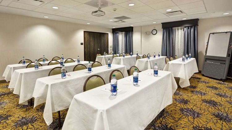 Hampton Inn & Suites Detroit/Warren Meeting