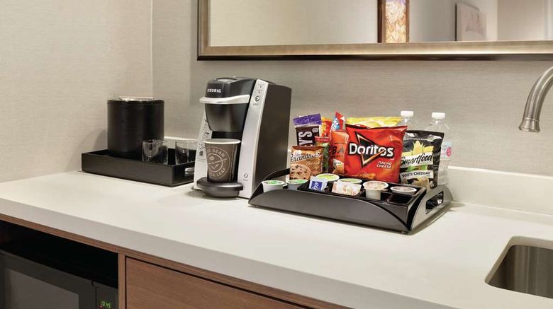 <b>Embassy Suites by Hilton South Jordan Room</b>. Images powered by <a href="https://iceportal.shijigroup.com/" title="IcePortal" target="_blank">IcePortal</a>.