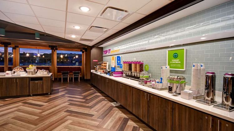 Tru by Hilton Salt Lake City Airport Restaurant