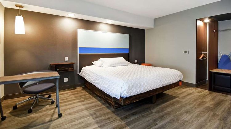 Tru by Hilton Salt Lake City Airport Room