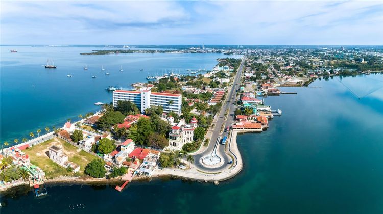Hotel JAGUA managed by Melia Hotels Beach