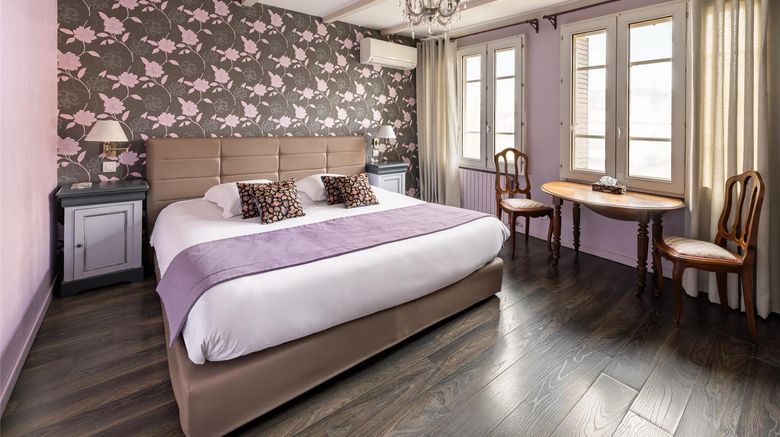 <b>Hotel Ermitage Room</b>. Images powered by <a href="https://iceportal.shijigroup.com/" title="IcePortal" target="_blank">IcePortal</a>.