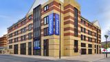 Travelodge Newcastle Quayside Exterior