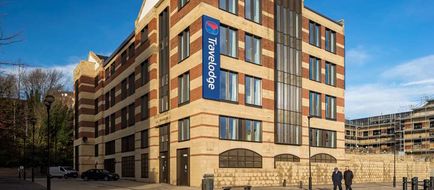 Travelodge Newcastle Quayside Exterior