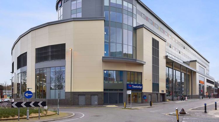 Travelodge Redhill London Road Exterior