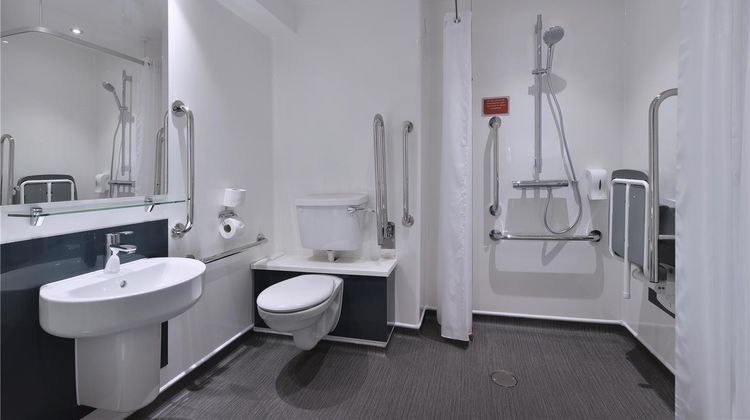 Travelodge Redhill London Road Room