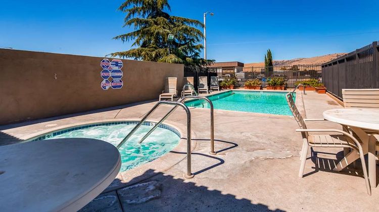 SureStay Hotel by Best Western Tehachapi Pool