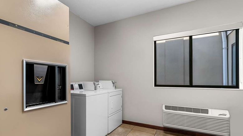 <b>Best Western University Inn Other</b>. Images powered by <a href="https://iceportal.shijigroup.com/" title="IcePortal" target="_blank">IcePortal</a>.