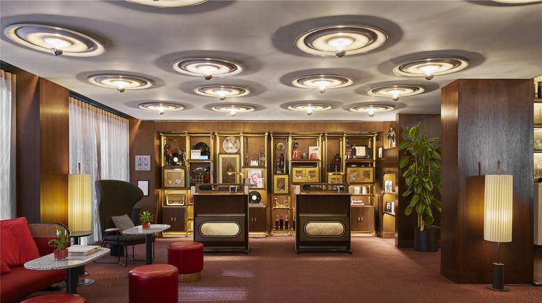 <b>Hyatt Centric Gran Via Madrid Lobby</b>. Images powered by <a href="https://iceportal.shijigroup.com/" title="IcePortal" target="_blank">IcePortal</a>.