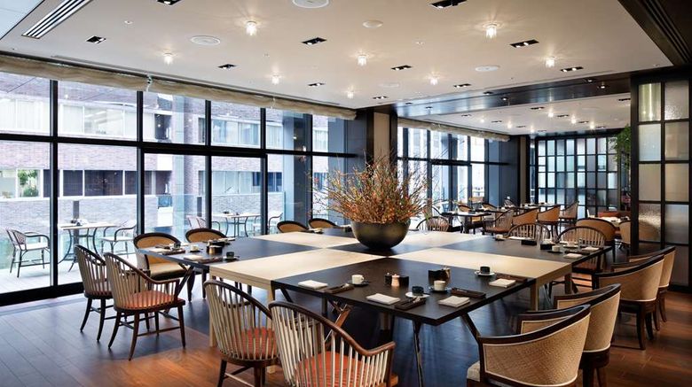 <b>Hyatt Centric Ginza Tokyo Restaurant</b>. Images powered by <a href="https://iceportal.shijigroup.com/" title="IcePortal" target="_blank">IcePortal</a>.