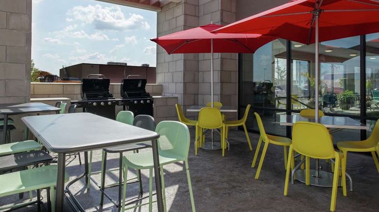 <b>Home2 Suites by Hilton Airport Expo Ctr Exterior</b>. Images powered by <a href="https://iceportal.shijigroup.com/" title="IcePortal" target="_blank">IcePortal</a>.
