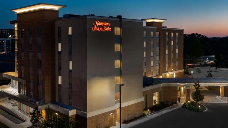 Hampton Inn & Suites Capitol-University Exterior