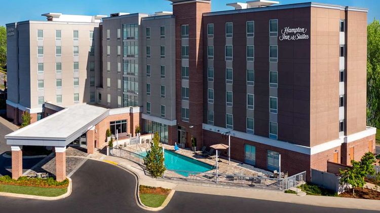 Hampton Inn & Suites Capitol-University Exterior