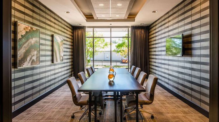 Hampton Inn & Suites Capitol-University Meeting