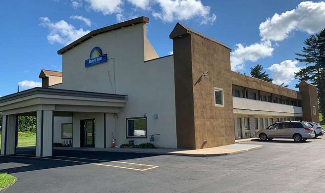 Days Inn Bellville Exterior