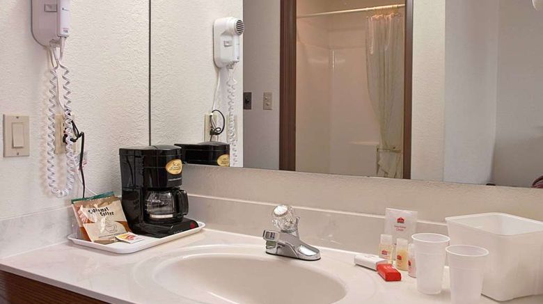 <b>Super 8 Crawfordsville Room</b>. Images powered by <a href="https://iceportal.shijigroup.com/" title="IcePortal" target="_blank">IcePortal</a>.