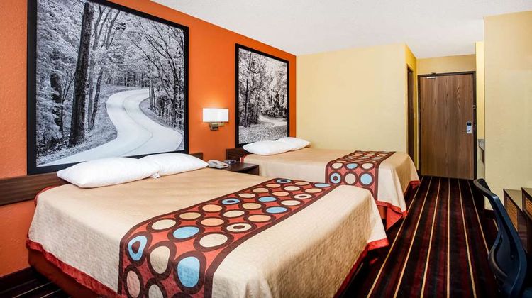 Super 8 Crawfordsville Room