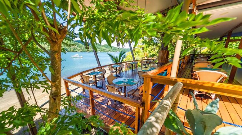 <b>Isla Chiquita Island-Glamping Hotel Restaurant</b>. Images powered by <a href="https://iceportal.shijigroup.com/" title="IcePortal" target="_blank">IcePortal</a>.