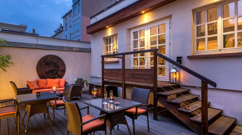 <b>Best Western Plus Hotel Villa D'Est Exterior</b>. Images powered by <a href="https://iceportal.shijigroup.com/" title="IcePortal" target="_blank">IcePortal</a>.