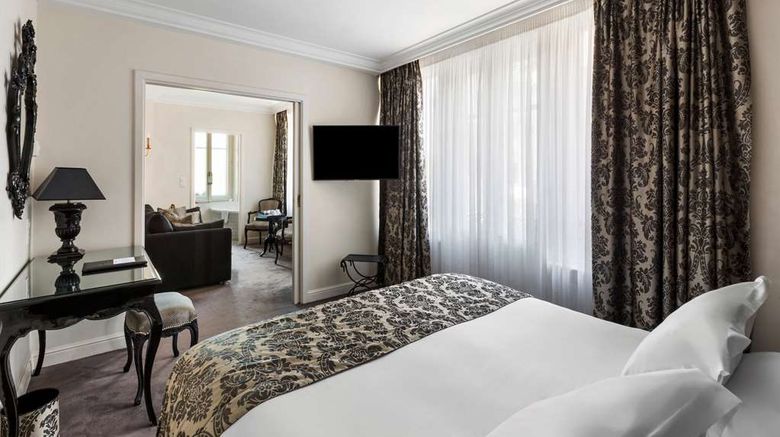 <b>Best Western Plus Hotel Villa D'Est Suite</b>. Images powered by <a href="https://iceportal.shijigroup.com/" title="IcePortal" target="_blank">IcePortal</a>.