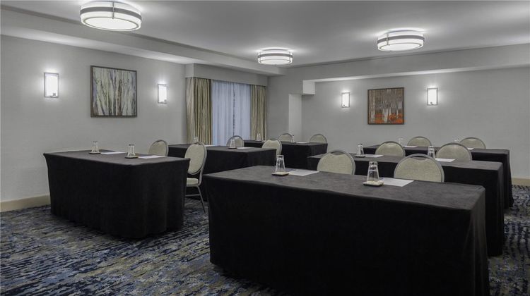 Doubletree Hotel Burlington & Conf Ctr Meeting