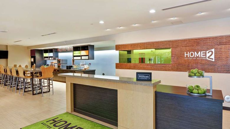 <b>Home2 Suites by Hilton-Hilton Head Lobby</b>. Images powered by <a href="https://iceportal.shijigroup.com/" title="IcePortal" target="_blank">IcePortal</a>.