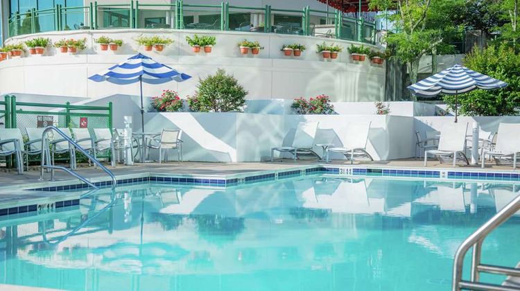 Embassy Suites by Hilton Lexington Green Pool