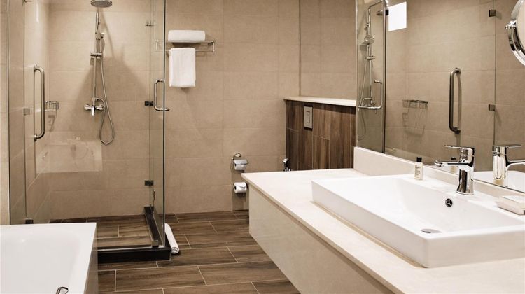 DoubleTree by Hilton Nairobi Hurlingham Room