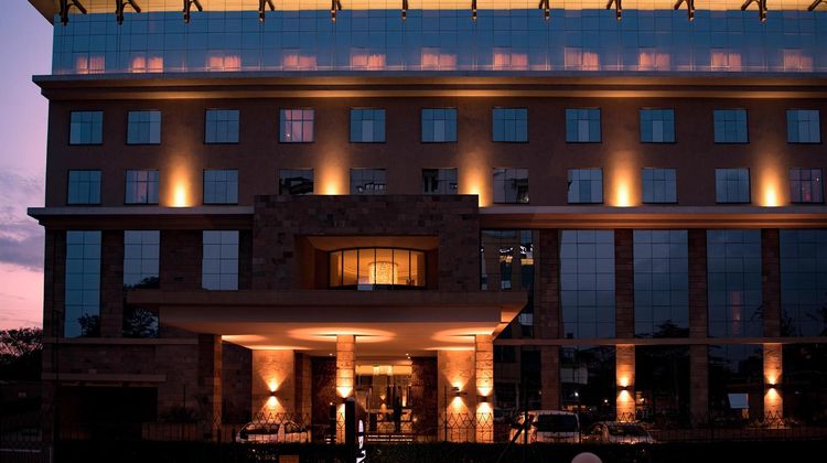 DoubleTree by Hilton Nairobi Hurlingham Exterior