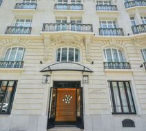 Maison Astor Paris, Curio Collection Exterior
