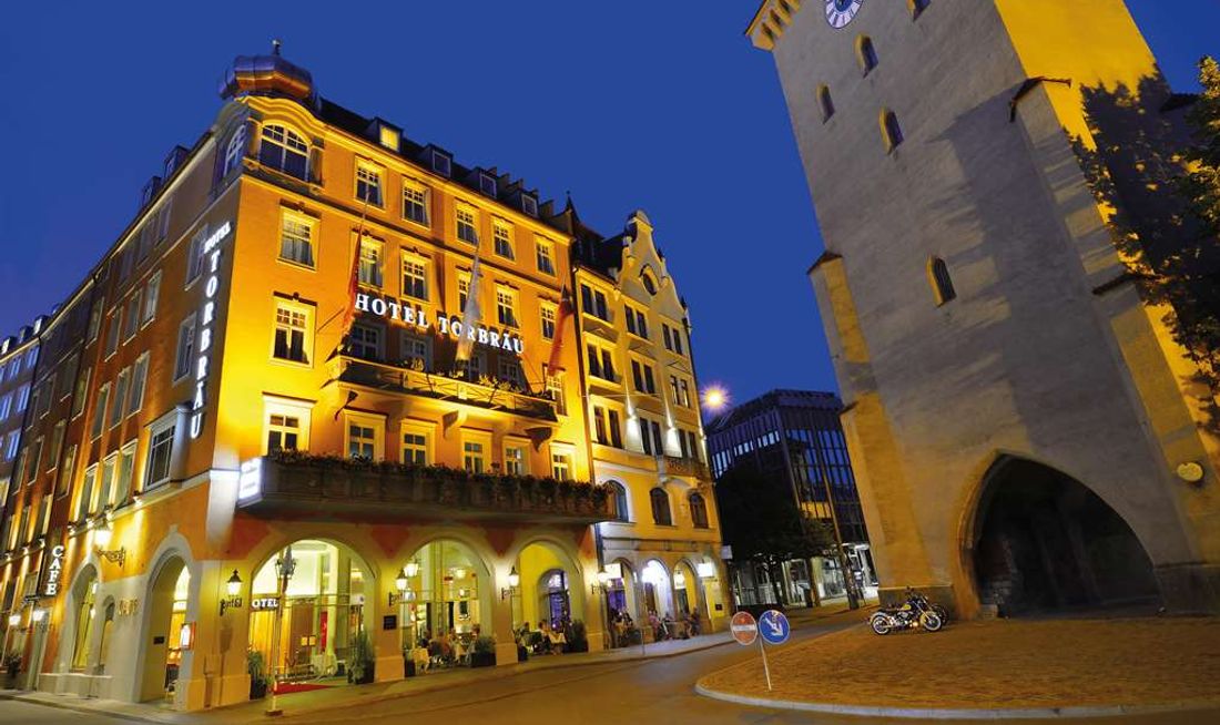 Torbraeu Hotel Exterior