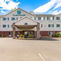 GuestHouse Inn and Suites Kelso
