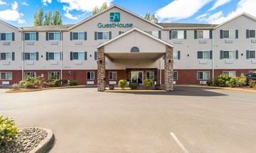 GuestHouse Inn and Suites Kelso
