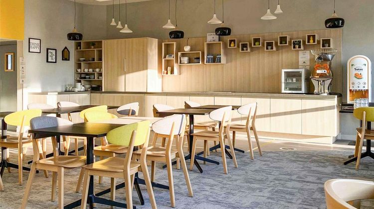 Ibis Styles Grenoble Crolles Exterior
