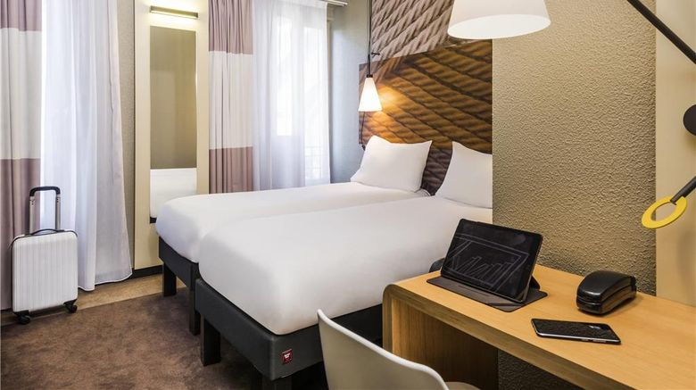 <b>Hotel Ibis Clichy Centre Mairie Room</b>. Images powered by <a href="https://iceportal.shijigroup.com/" title="IcePortal" target="_blank">IcePortal</a>.