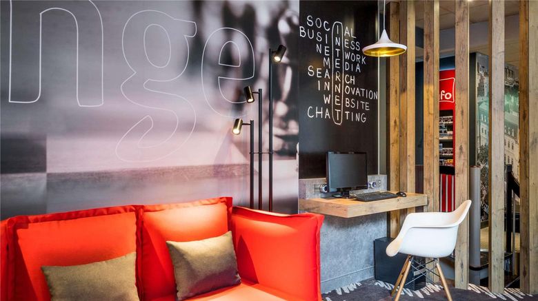 <b>Hotel Ibis Clichy Centre Mairie Exterior</b>. Images powered by <a href="https://iceportal.shijigroup.com/" title="IcePortal" target="_blank">IcePortal</a>.
