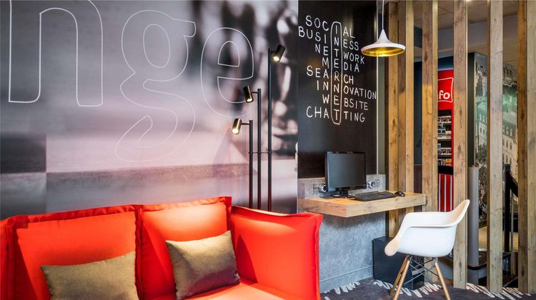 Hotel Ibis Clichy Centre Mairie Exterior
