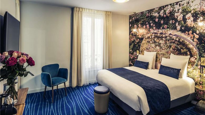 <b>Mercure Paris Suresnes Longchamp Room</b>. Images powered by <a href="https://iceportal.shijigroup.com/" title="IcePortal" target="_blank">IcePortal</a>.