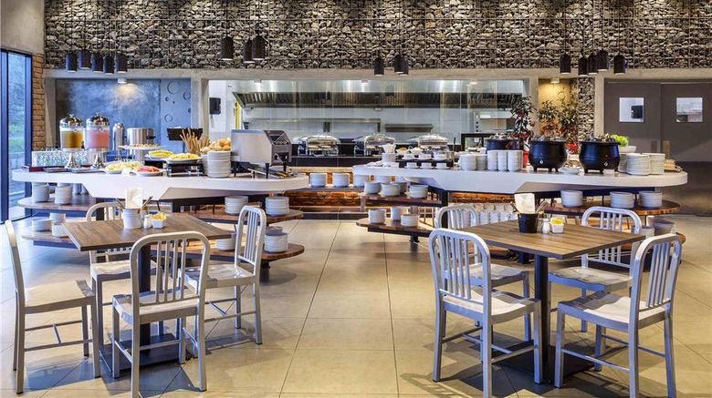 <b>Ibis Styles Kota Kinabalu Inanam Hotel Restaurant</b>. Images powered by <a href="https://iceportal.shijigroup.com/" title="IcePortal" target="_blank">IcePortal</a>.