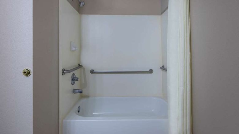 <b>Baymont Inn & Stes Douglasville Atlanta Room</b>. Images powered by <a href="https://iceportal.shijigroup.com/" title="IcePortal" target="_blank">IcePortal</a>.