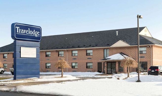 Travelodge Windsor Exterior