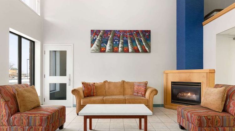 Travelodge Windsor Lobby
